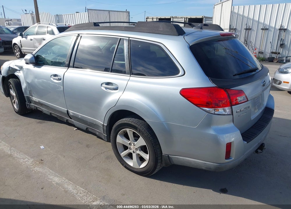 2014 SUBARU OUTBACK 2.5I PREMIUM VIN: 4S4BRBCC5E3204701