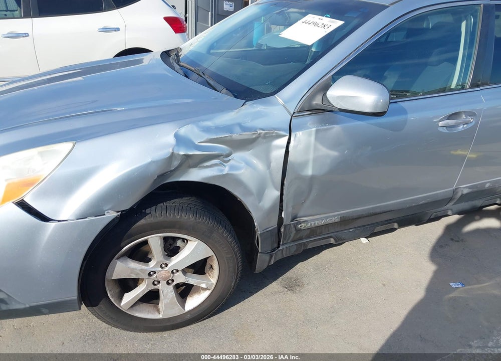 2014 SUBARU OUTBACK 2.5I PREMIUM VIN: 4S4BRBCC5E3204701