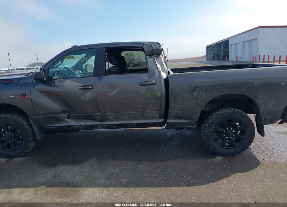 2021 RAM 2500 BIG HORN  4X4 6'4 BOX VIN: 3C6UR5DL4MG545619