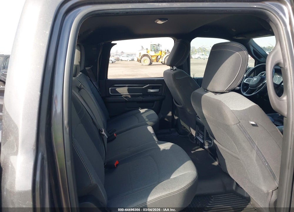 2021 RAM 2500 BIG HORN  4X4 6'4 BOX VIN: 3C6UR5DL4MG545619