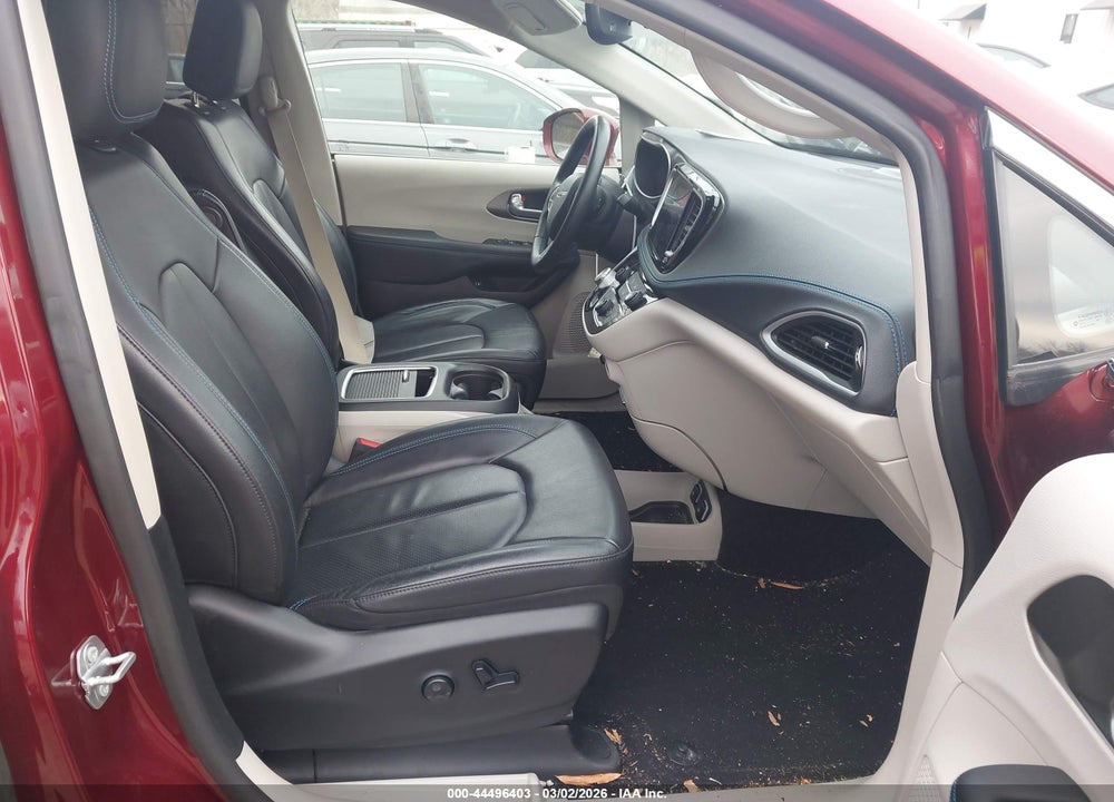 2021 CHRYSLER PACIFICA HYBRID TOURING L VIN: 2C4RC1L7XMR502135