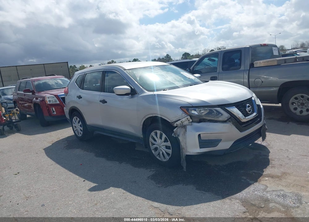 2018 NISSAN ROGUE S VIN: JN8AT2MT5JW463718