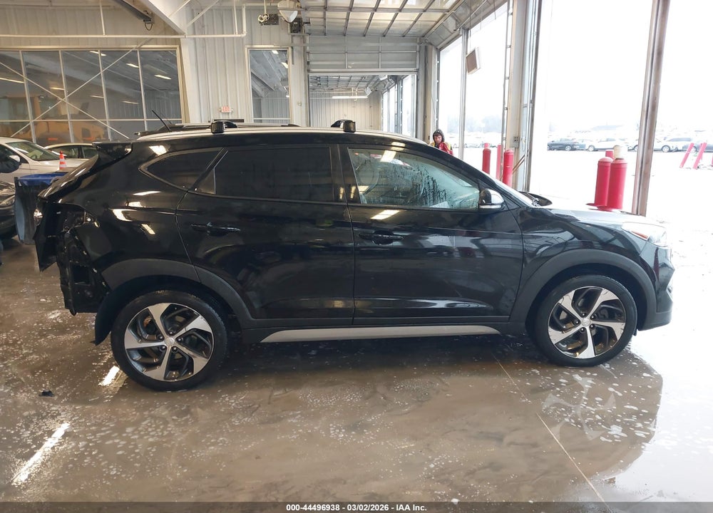 2017 HYUNDAI TUCSON SPORT VIN: KM8J33A20HU394483