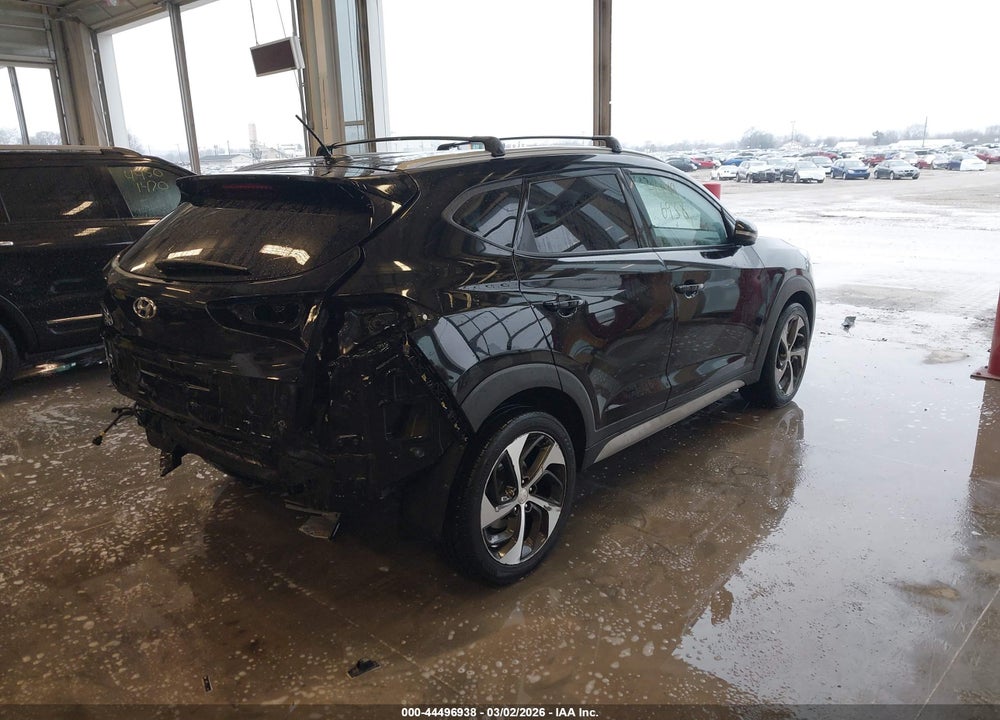 2017 HYUNDAI TUCSON SPORT VIN: KM8J33A20HU394483