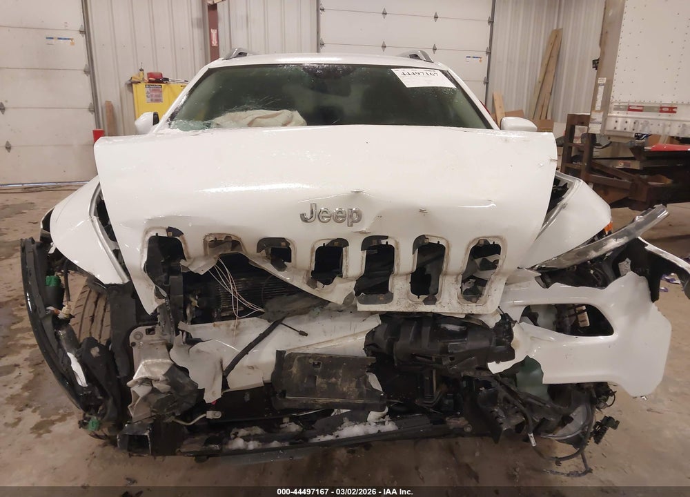 2014 JEEP CHEROKEE LATITUDE VIN: 1C4PJMCB5EW204829