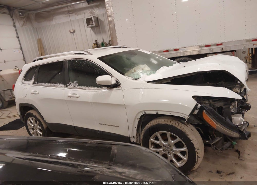 2014 JEEP CHEROKEE LATITUDE VIN: 1C4PJMCB5EW204829
