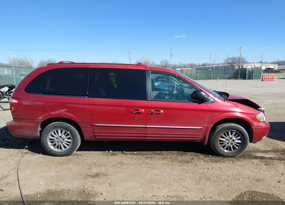 2002 CHRYSLER TOWN & COUNTRY LIMITED VIN: 2C8GP64L42R579552