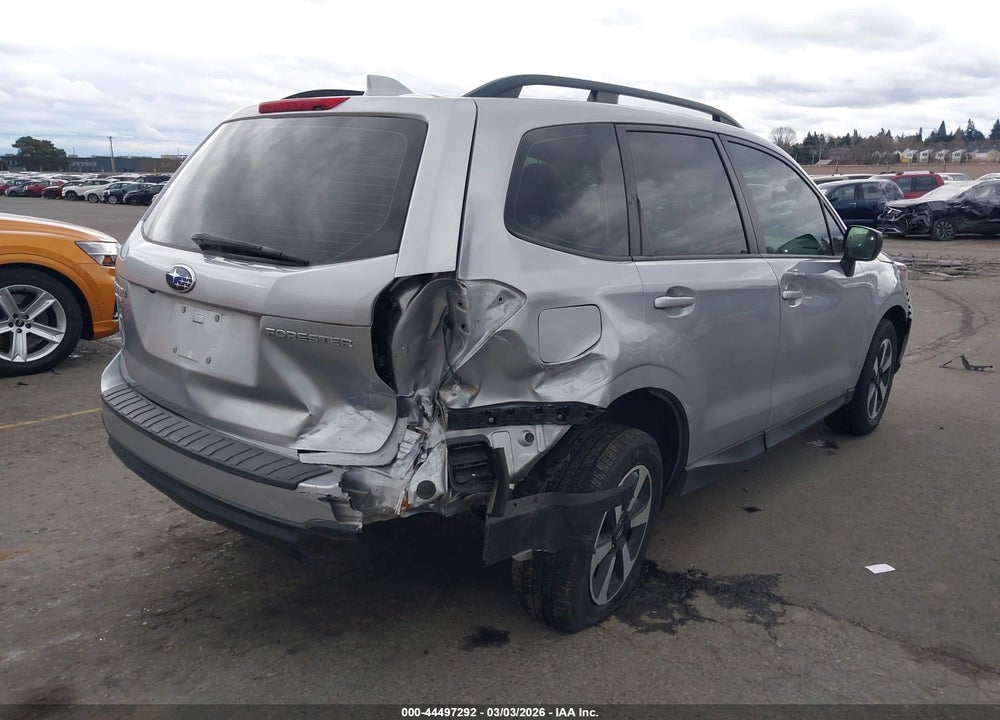 2018 SUBARU FORESTER 2.5I VIN: JF2SJABC6JH569457