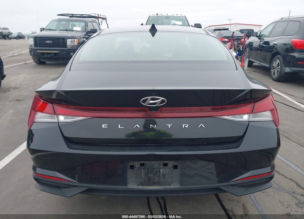 2023 HYUNDAI ELANTRA SEL VIN: KMHLM4AG9PU541034