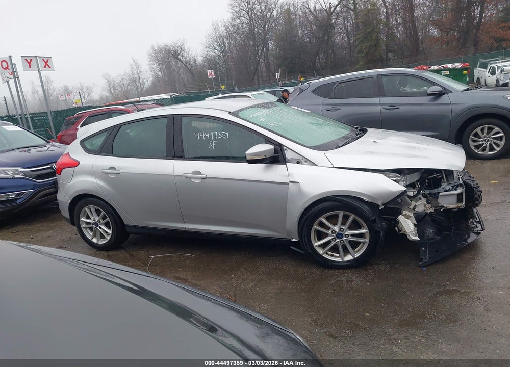 2017 FORD FOCUS SE VIN: 1FADP3K29HL346495