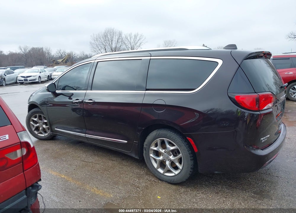 2017 CHRYSLER PACIFICA LIMITED VIN: 2C4RC1GG3HR804768