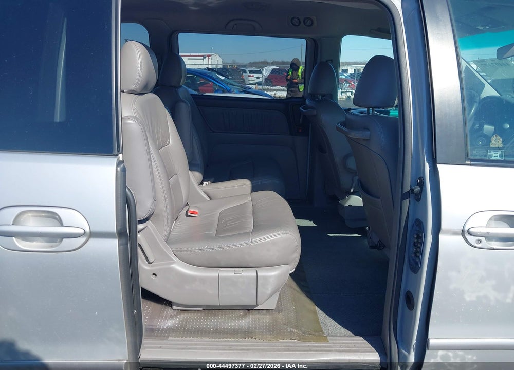 2002 HONDA ODYSSEY EX-L VIN: 2HKRL187X2H586606