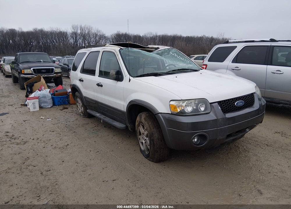 2005 FORD ESCAPE XLT VIN: 1FMYU03165KD62899