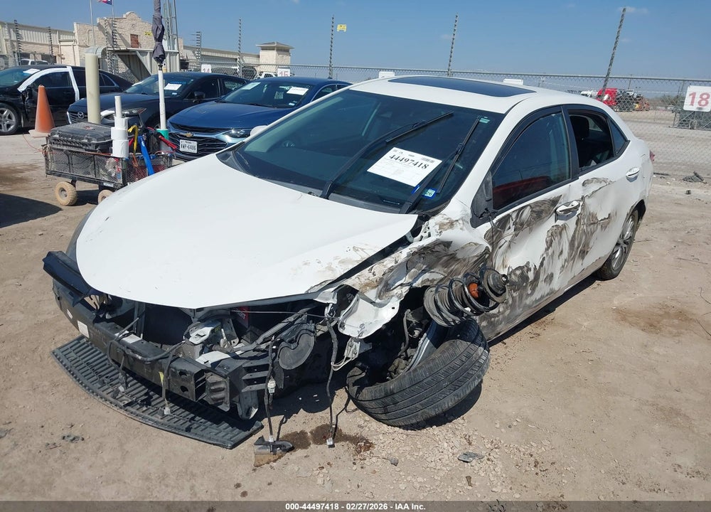 2019 TOYOTA COROLLA XLE VIN: 5YFBURHE2KP860332