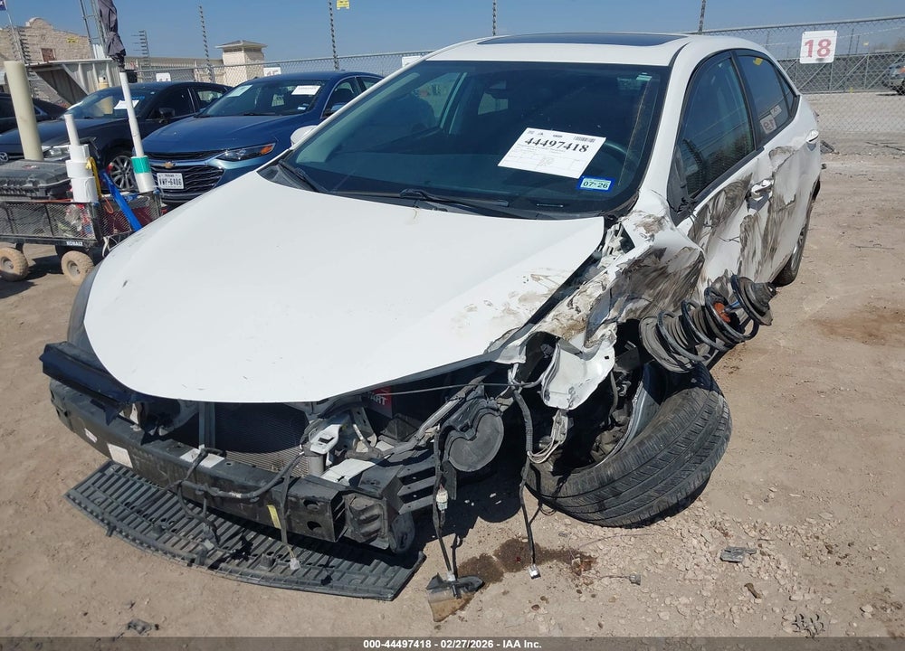 2019 TOYOTA COROLLA XLE VIN: 5YFBURHE2KP860332