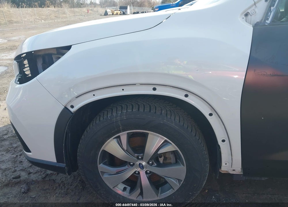 2021 SUBARU ASCENT PREMIUM VIN: 4S4WMAFD4M3403557