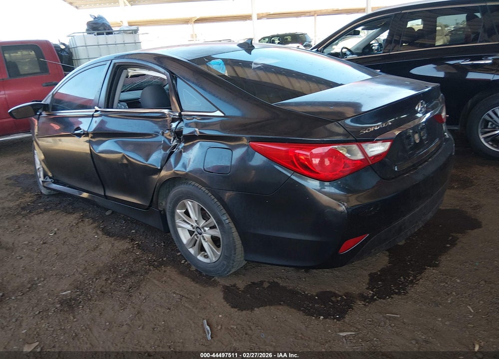 2014 HYUNDAI SONATA GLS VIN: 5NPEB4AC6EH884911