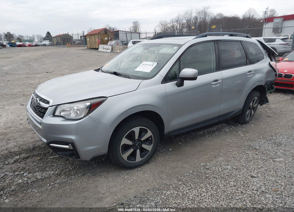 2017 SUBARU FORESTER 2.5I PREMIUM VIN: JF2SJAGC3HH553817