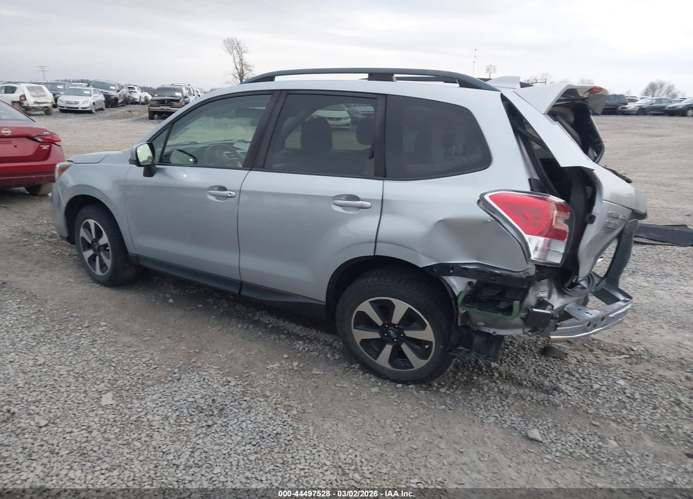 2017 SUBARU FORESTER 2.5I PREMIUM VIN: JF2SJAGC3HH553817