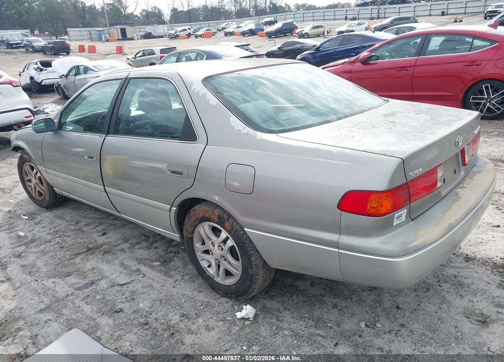 2001 TOYOTA CAMRY LE VIN: JT2BG28K310551989