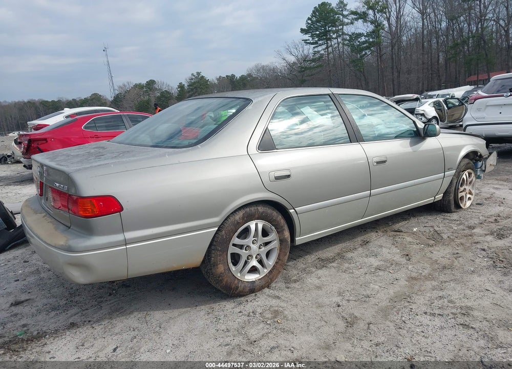 2001 TOYOTA CAMRY LE VIN: JT2BG28K310551989