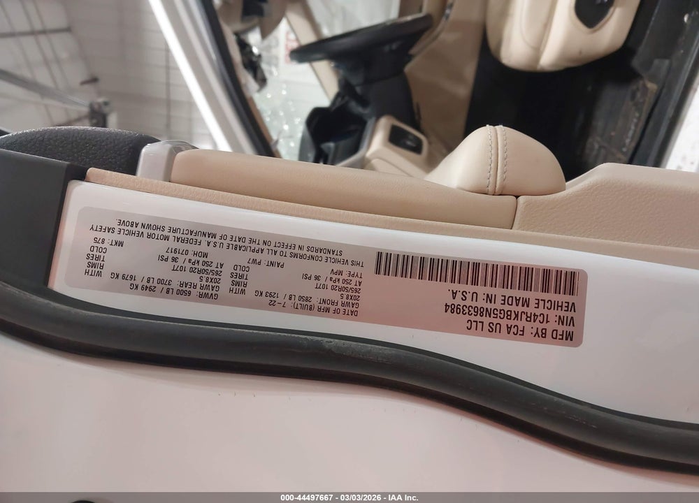2022 JEEP GRAND CHEROKEE L LIMITED 4X4 VIN: 1C4RJKBG5N8633984