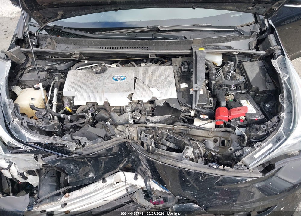2018 TOYOTA PRIUS THREE TOURING VIN: JTDKARFU0J3059120