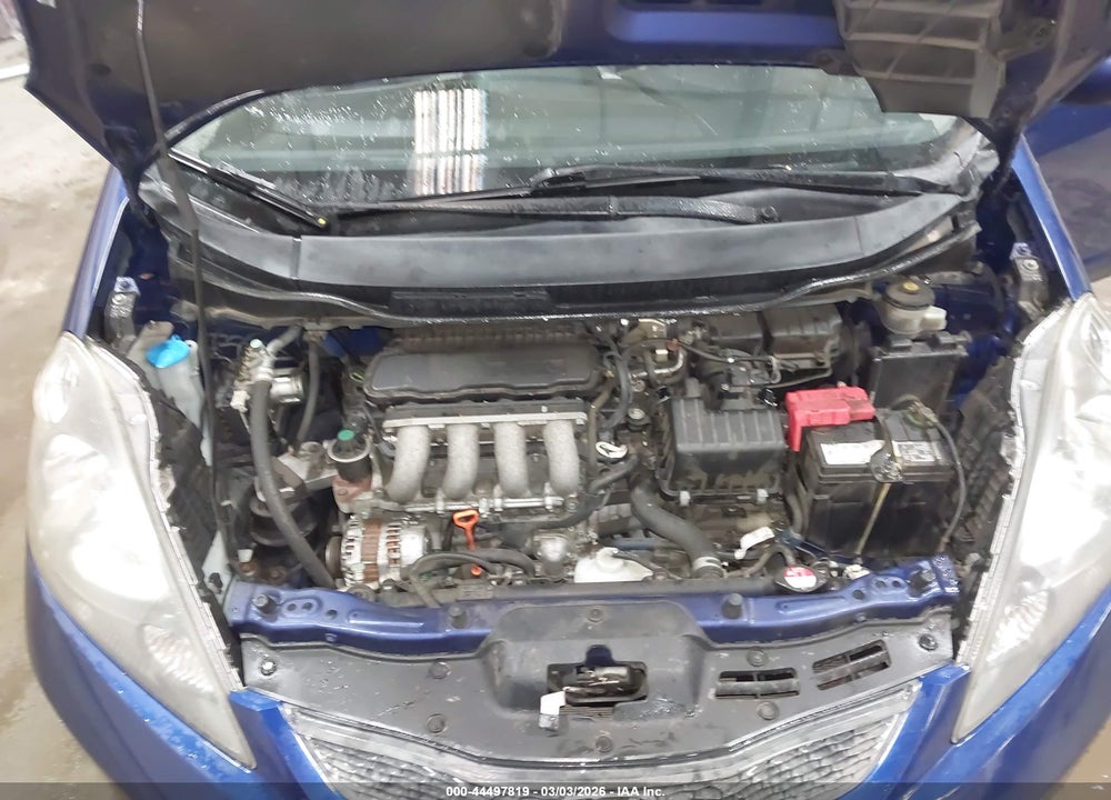 2013 HONDA FIT VIN: JHMGE8H34DC077485