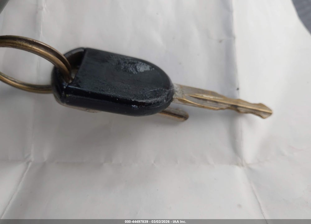 2012 TOYOTA CAMRY SE VIN: 4T1BF1FK9CU060017
