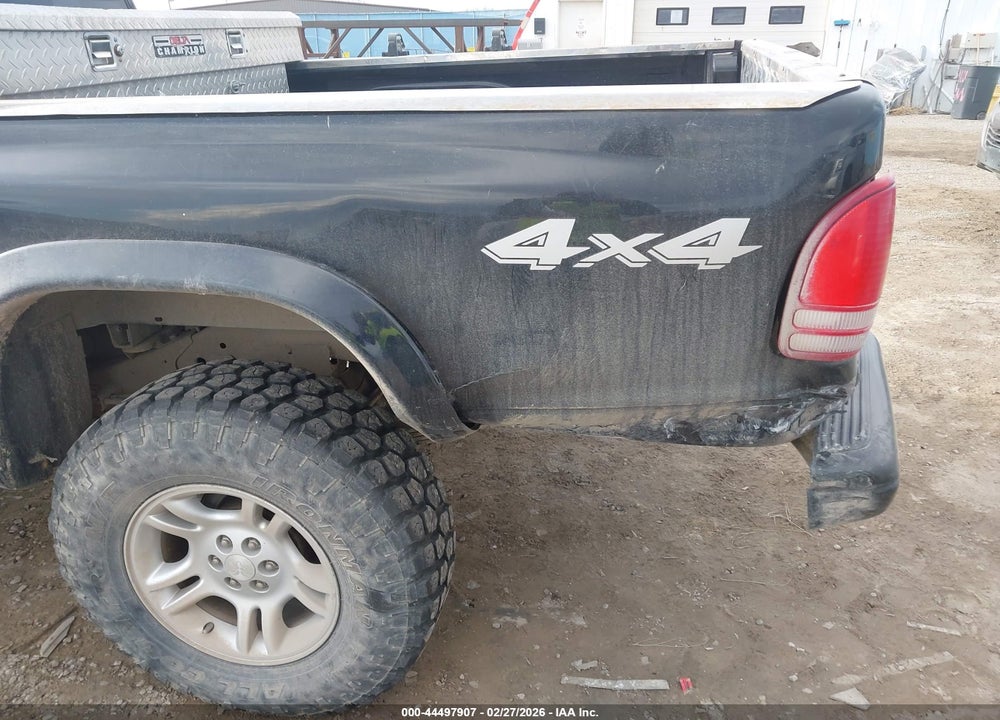 2004 DODGE DAKOTA VIN: 1D7GG16K24S588654