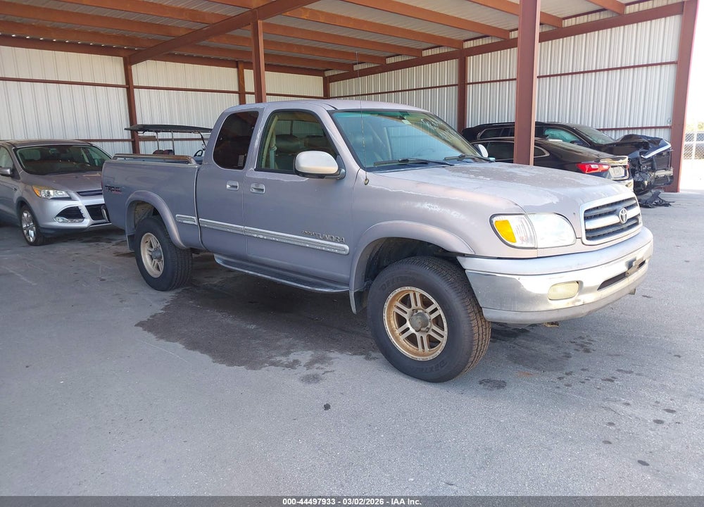 2001 TOYOTA TUNDRA LTD V8 VIN: 5TBRT38191S211640