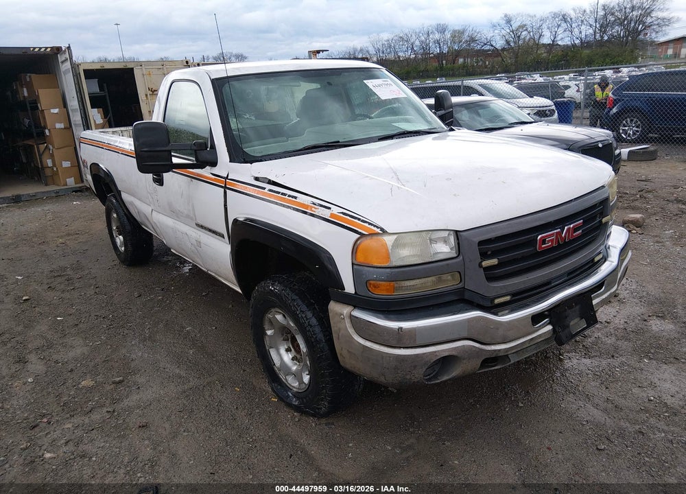 2005 GMC SIERRA 2500HD WORK TRUCK VIN: 1GTHK24U75E250044