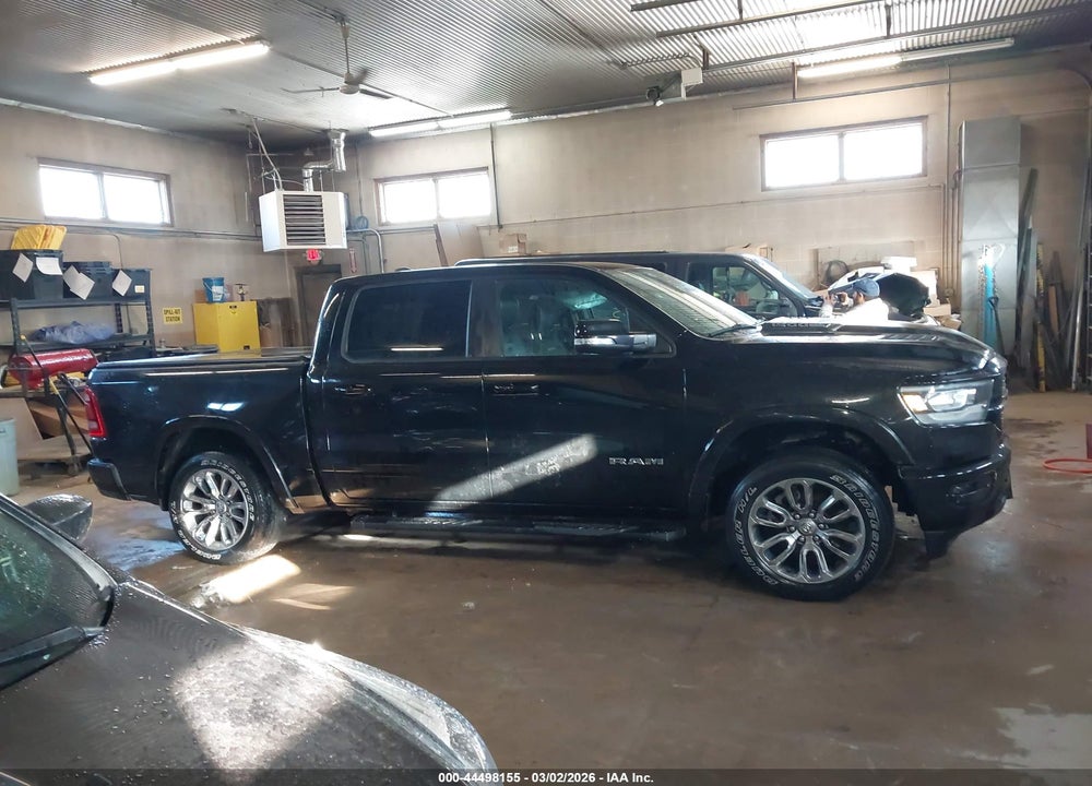 2021 RAM 1500 LAIE  4X4 5'7 BOX VIN: 1C6SRFJT5MN622975