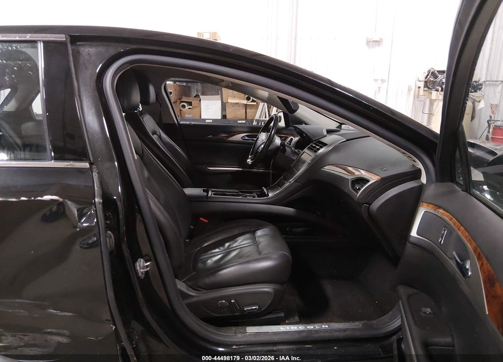 2014 LINCOLN MKZ HYBRID VIN: 3LN6L2LU8ER815352