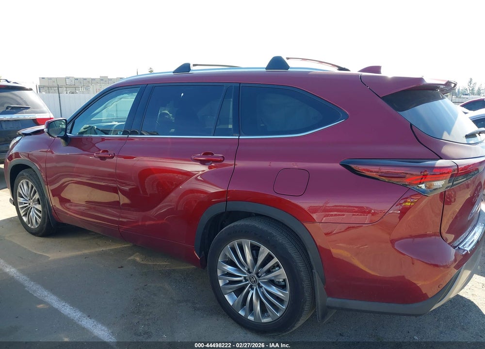 2024 TOYOTA HIGHLANDER PLATINUM VIN: 5TDKDRBH4RS548761