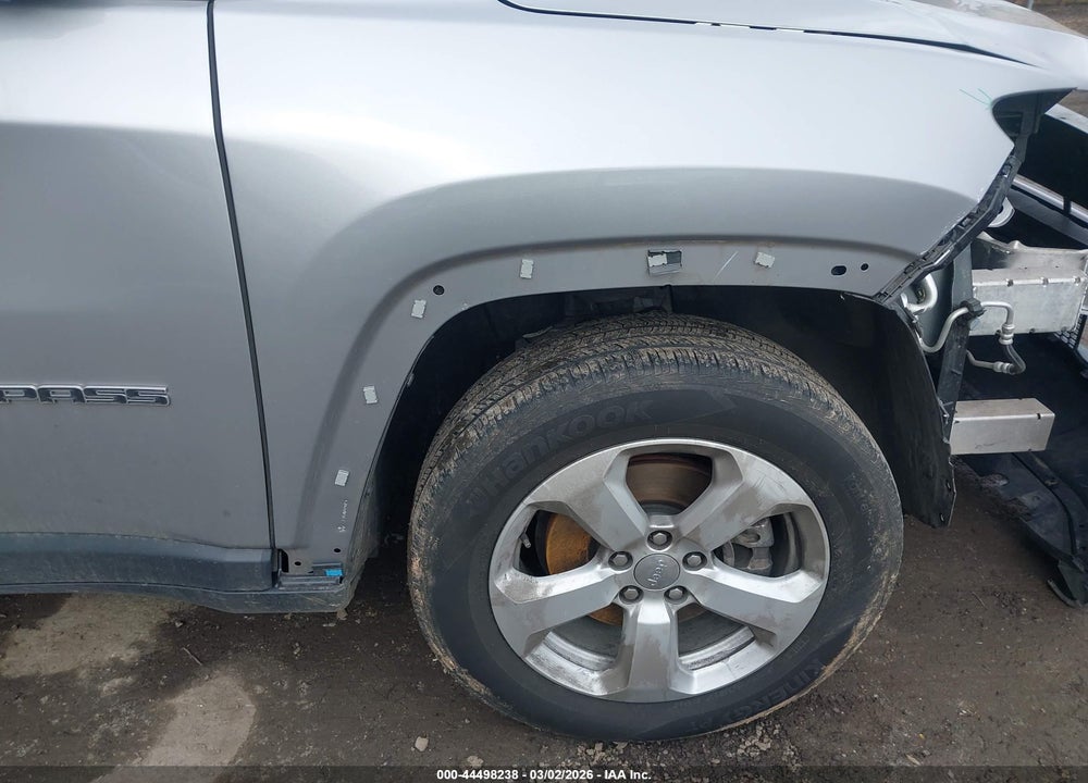 2018 JEEP COMPASS LATITUDE 4X4 VIN: 3C4NJDBB6JT253109