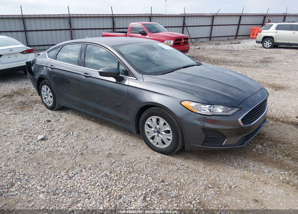 2020 FORD FUSION S VIN: 3FA6P0G71LR262631