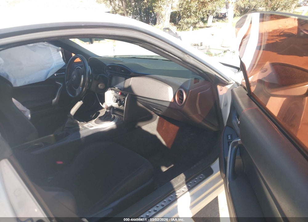 2016 SCION FR-S VIN: JF1ZNAA14G8704905