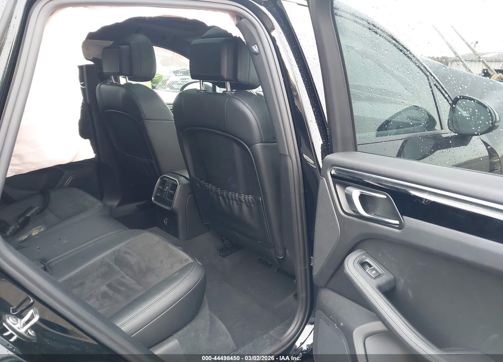 2021 PORSCHE MACAN VIN: WP1AA2A58MLB17335