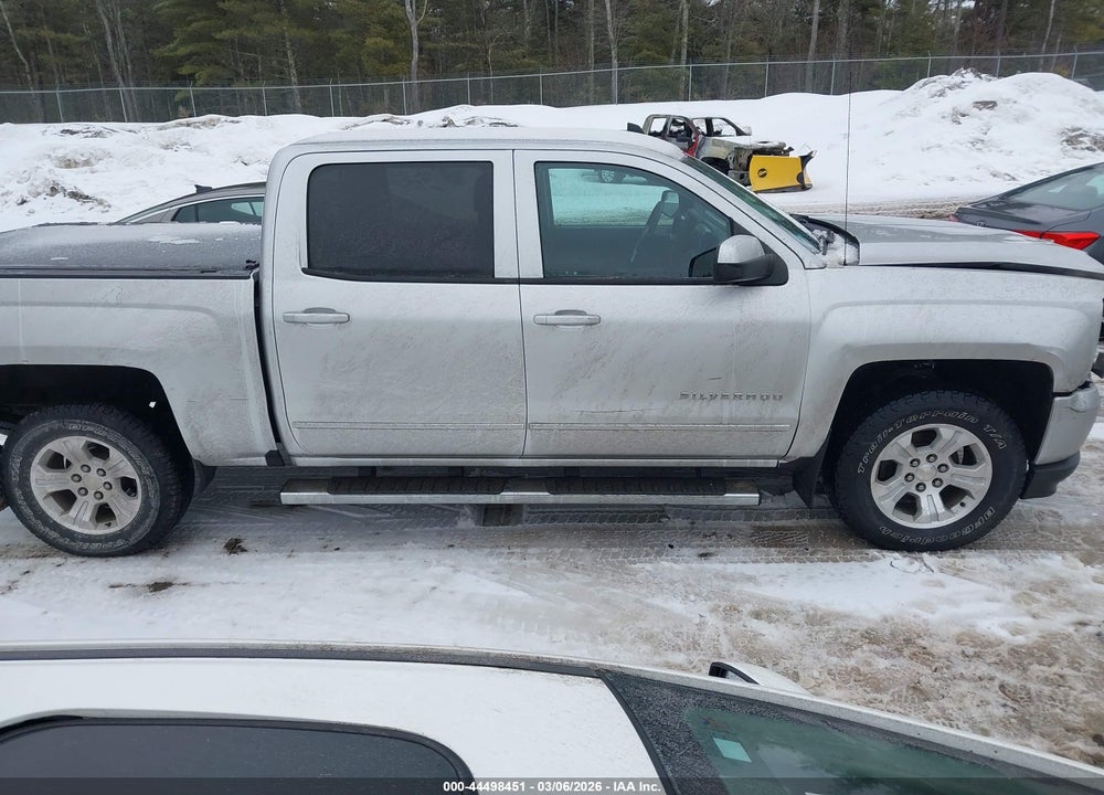 2018 CHEVROLET SILVERADO 1500 2LT VIN: 3GCUKREC3JG637917