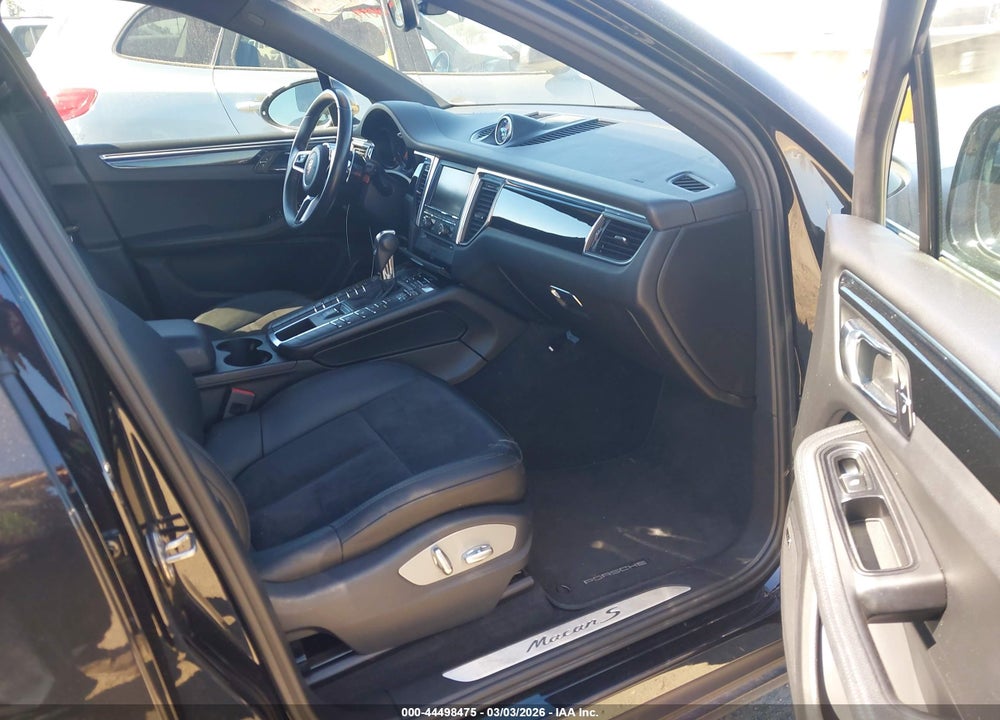 2016 PORSCHE MACAN S VIN: WP1AB2A52GLB42328