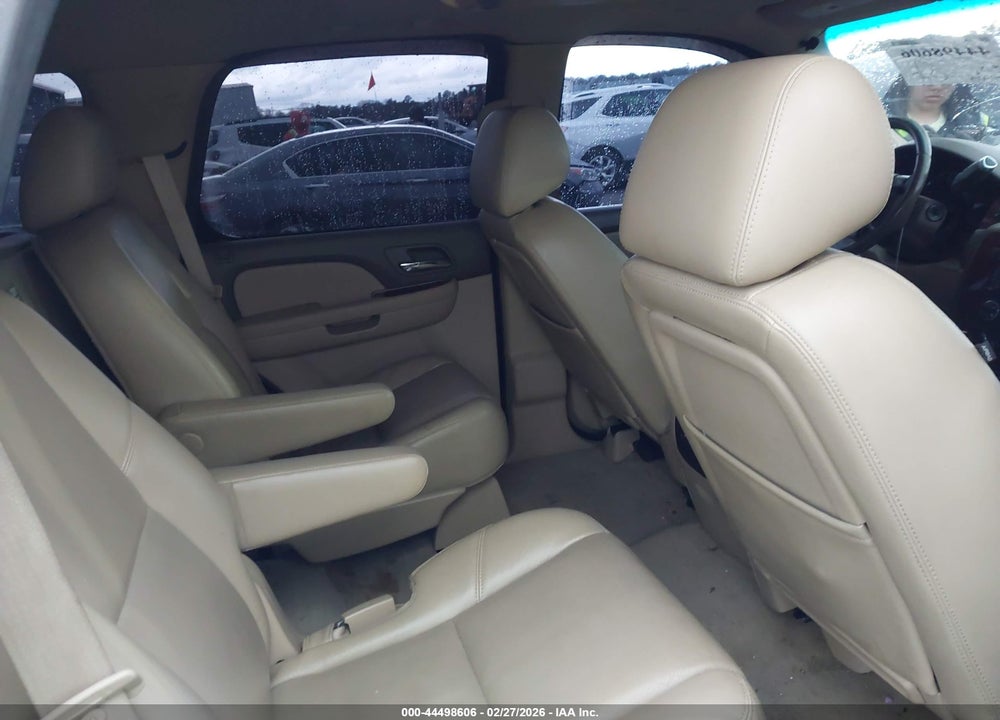 2011 CHEVROLET TAHOE LTZ VIN: 1GNSCCE00BR241203