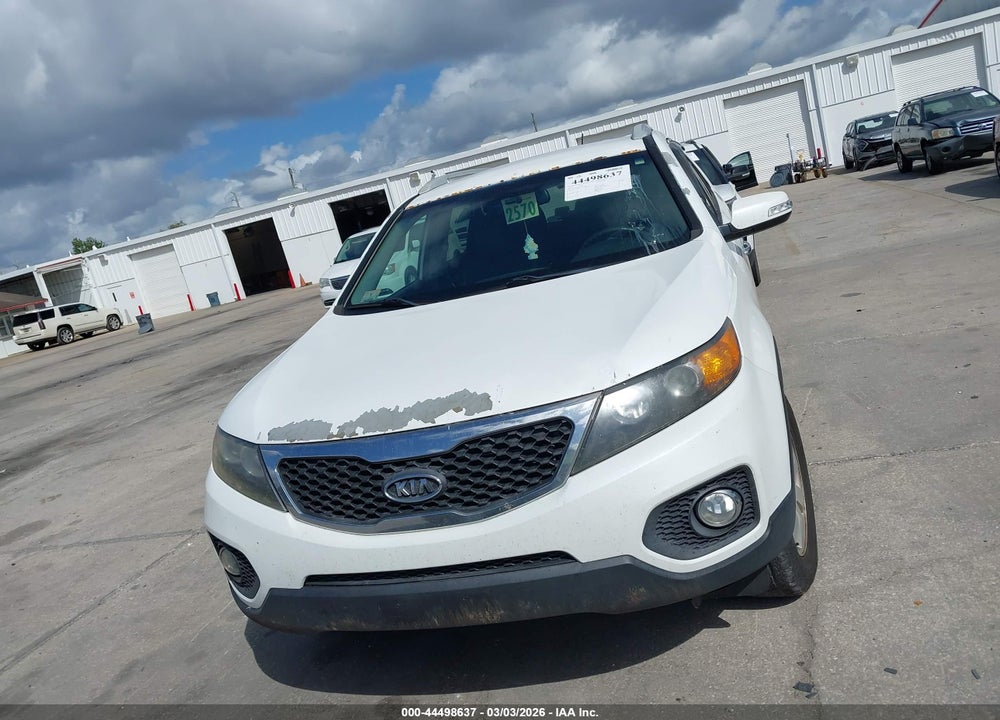 2013 KIA SORENTO LX VIN: 5XYKT3A66DG352195