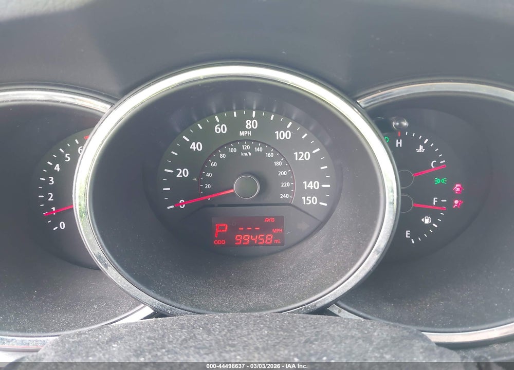 2013 KIA SORENTO LX VIN: 5XYKT3A66DG352195