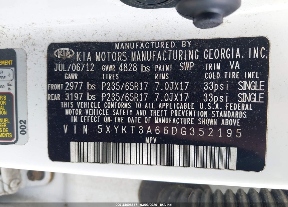 2013 KIA SORENTO LX VIN: 5XYKT3A66DG352195