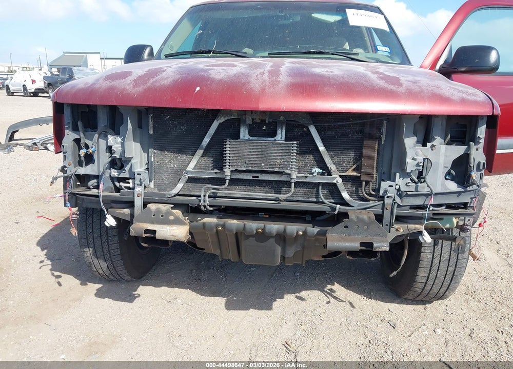 2003 CHEVROLET SUBURBAN 1500 LS VIN: 1GNEC16Z53J259324