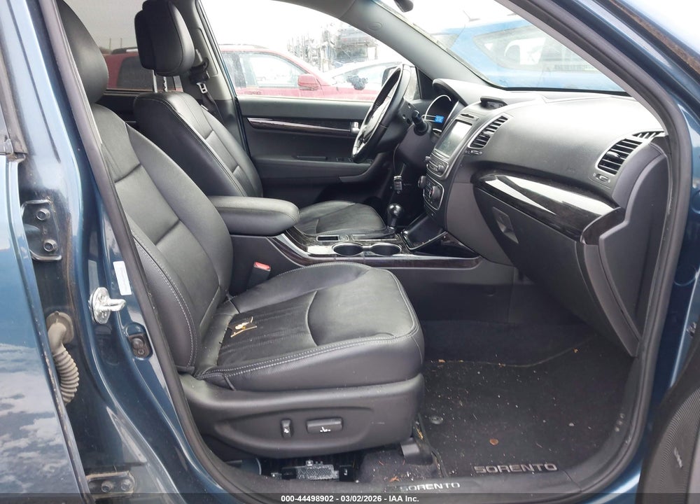 2014 KIA SORENTO EX V6 VIN: 5XYKUDA72EG432851