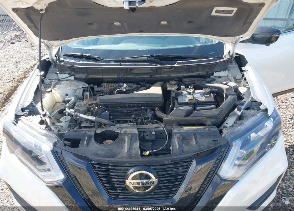 2018 NISSAN ROGUE SV VIN: 5N1AT2MV2JC741260