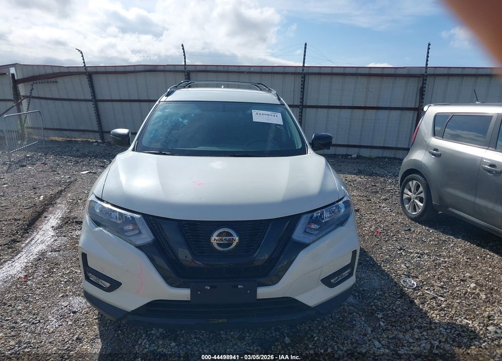 2018 NISSAN ROGUE SV VIN: 5N1AT2MV2JC741260
