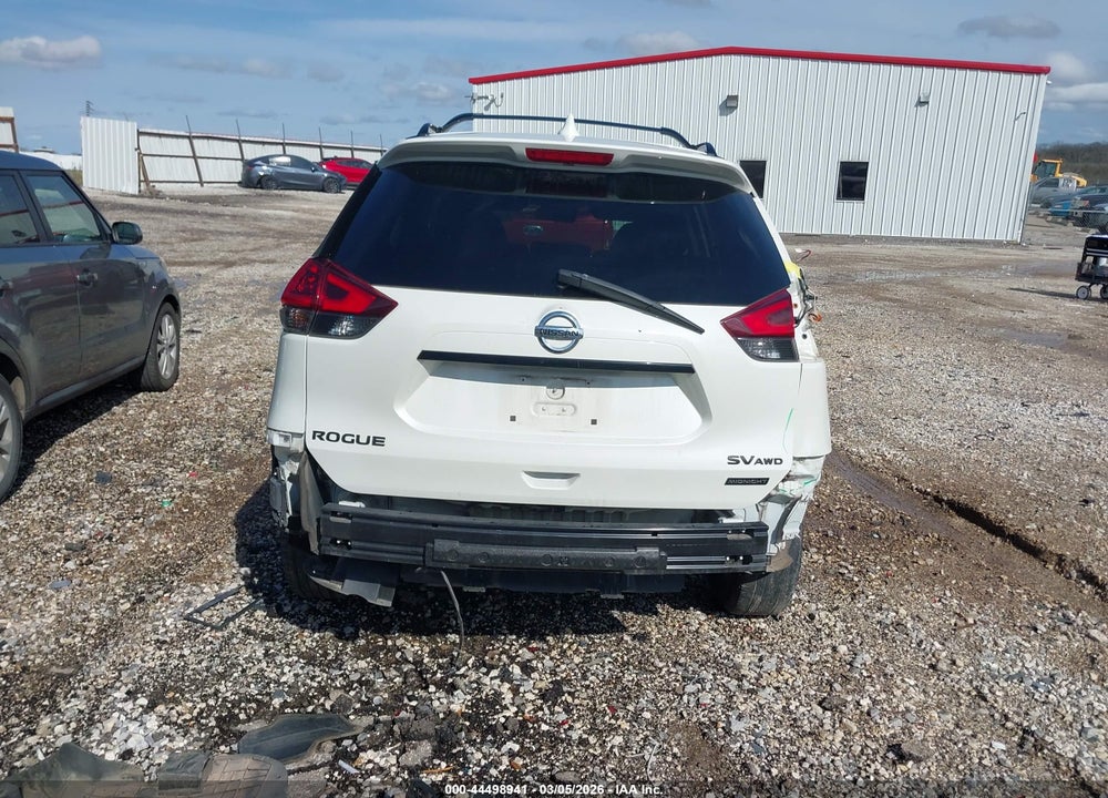 2018 NISSAN ROGUE SV VIN: 5N1AT2MV2JC741260